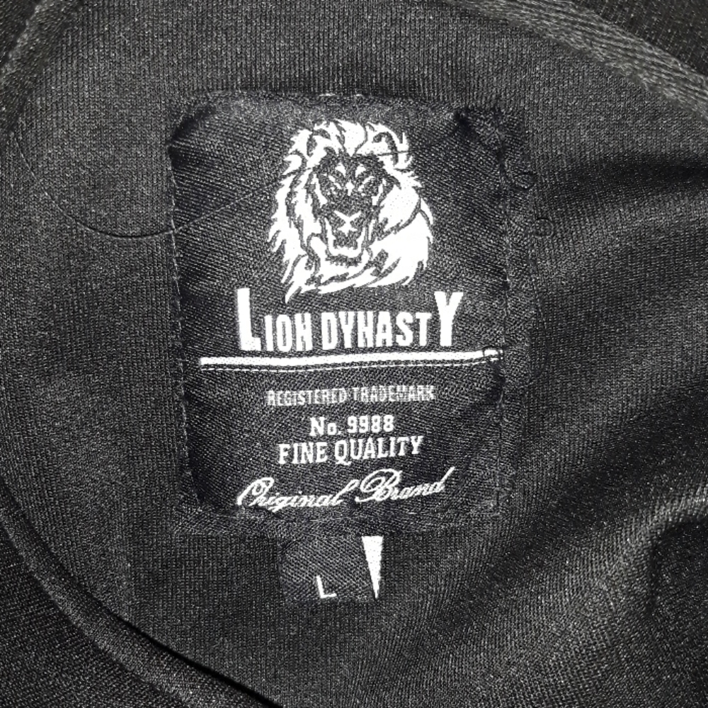 Track 🧥 Jacket - Picture 5 of 5